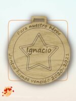 MEDALLAS QUE TIERNO LAS PALMAS COLEGIO FIN DE CURSO MADERA PERSONALIZADO GRABADO LASER COLOR CANARIAS
