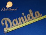 Nombres en madera sin pintar
