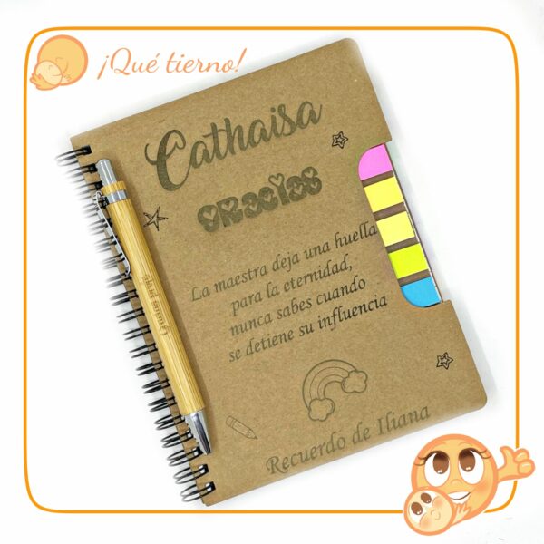 Libreta tapa blanda con notas adhesivas de colores