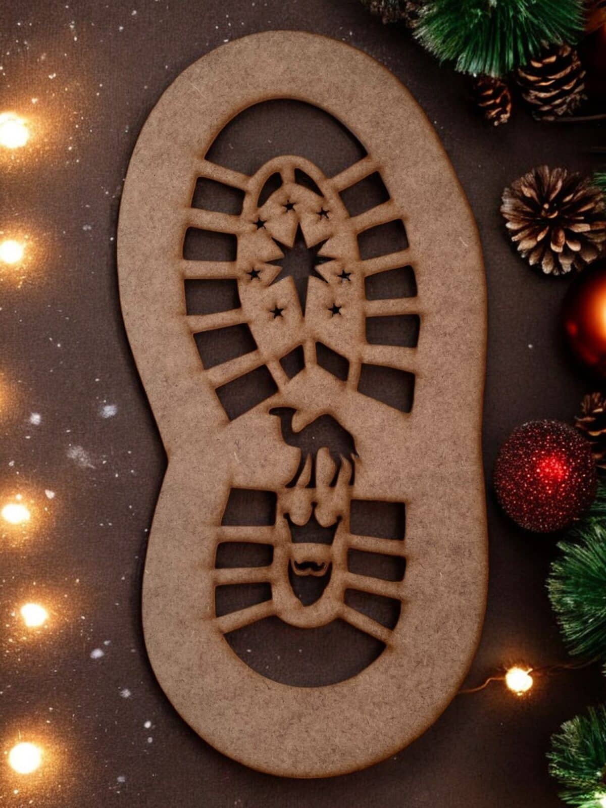 HUELLAS-PAPA-NOEL-LOS-REYES-MAGOS-QUE-TIERNO-CANARIAS-LAS-PALMAS-MADERA-ILUSION-MAGIA-