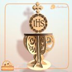 QUE TIERNO LAS PALMAS CANARIAS CALIZ RELIGIÓN CATÓLICA JESÚS MADERA COMUNION BAUTIZO (2)