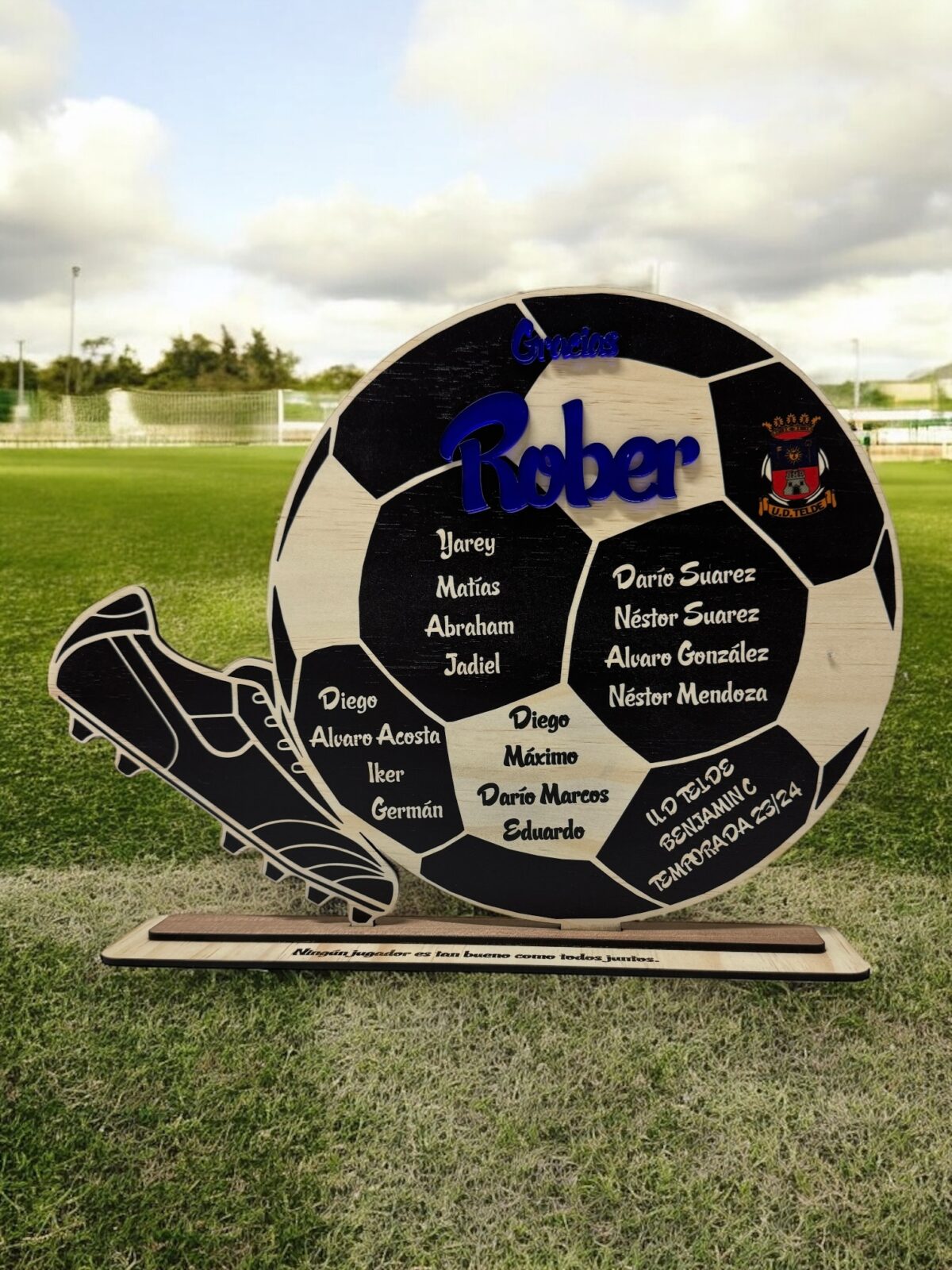 PLACA-ENTRENADOR-TROFEO-FUTBOL-BALONCESTO-VOLEIBOL-DEPORTE-CANARIAS-QUE-TIERNO-LAS-PALMAS-MADERA-PERSONALIZADO-FIN-DE-CURSO-TEMPORADA