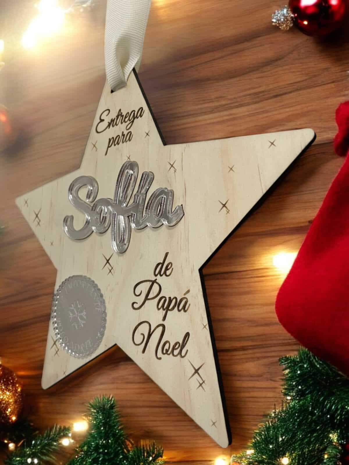 PLACA AUTENTICIDAD SACO DE PAPA NOEL PERSONALIZADA MADERA METACRILATO SELLO POLO NORTE NAVIDAD QUE TIERNO LAS PALMAS CANARIAS