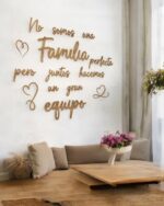 Frase No somos una FAMILIA perfecta pero juntos hacemos un gran EQUIPO QUE TIERNO CANARIAS LAS PALMAS MADERA METACRILATO CORTE Y GRABADO LASER